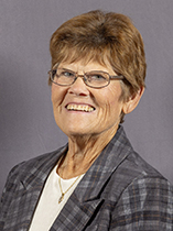 DellaMenchhofer Della Menchhofer