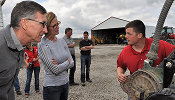 Farm Tour_Technology_JordanJack_SuzanneCrouch_KevinBurton